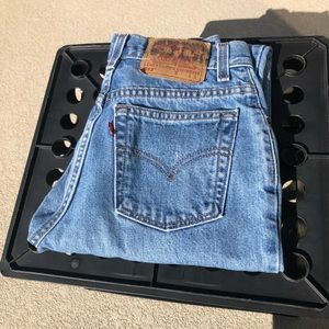 90s vintage Levi’s high waist slim fit tapered leg mom jeans
